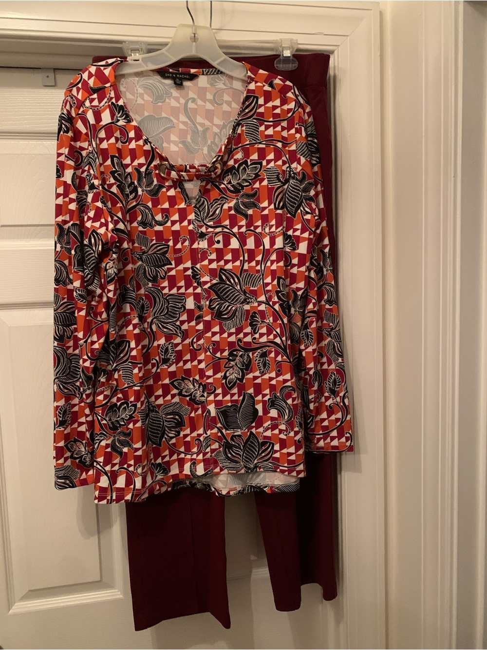 Zac + Rachel geometric burgundy print top XL & Cato pull on pants size L